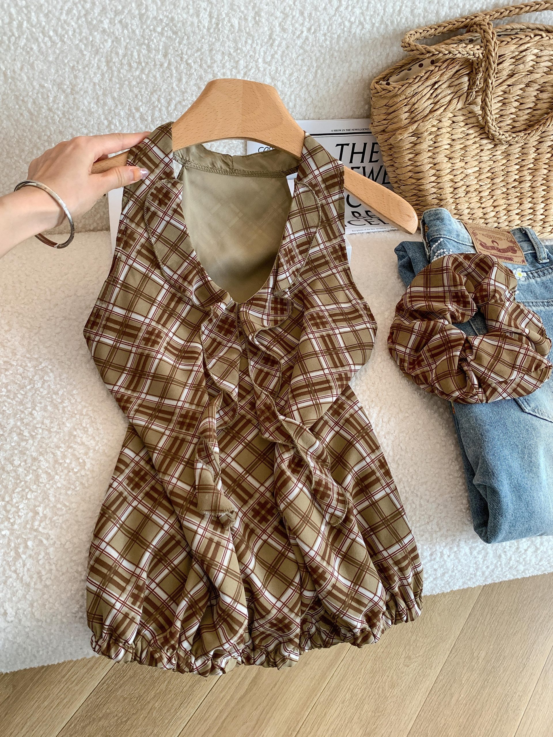 sexy-v-neck-plaid-halter-cami-top-for-women-summer-loose-fit-sleeveless Sexy V-Neck Plaid Halter Cami Top for Women Summer Loose Fit Sleeveless