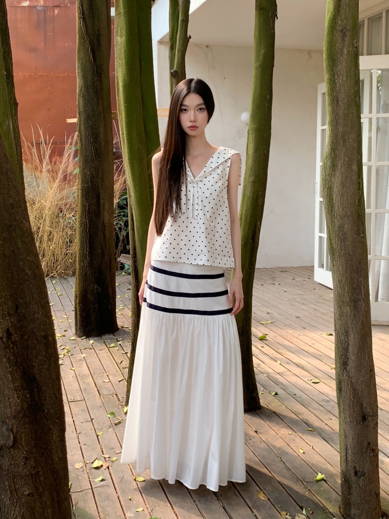 summer-white-polka-dot-sailor-collar-miu-style-cute-trendy-loose-casual-slimming-tank-top_1 Summer White Polka Dot Sailor Collar Miu Style Cute Trendy Loose Casual Slimming Tank Top