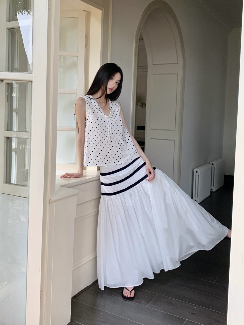 summer-white-polka-dot-sailor-collar-miu-style-cute-trendy-loose-casual-slimming-tank-top_3 Summer White Polka Dot Sailor Collar Miu Style Cute Trendy Loose Casual Slimming Tank Top