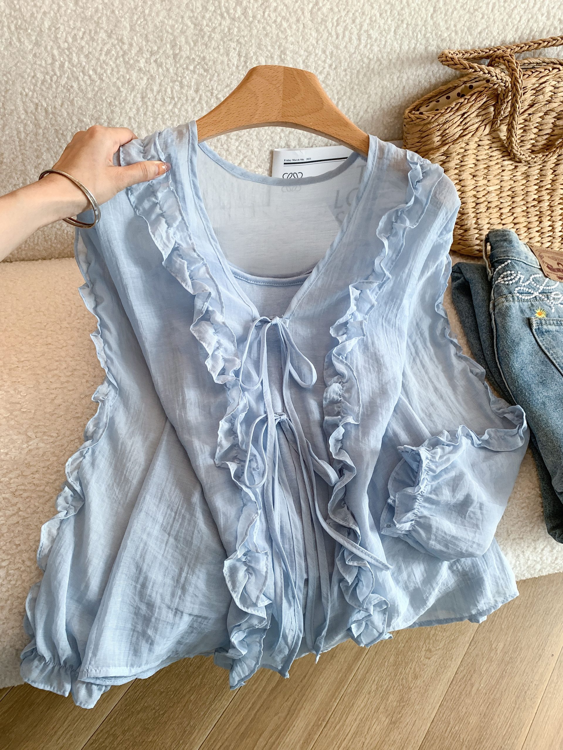 sweet-ruffle-bow-tie-v-neck-long-sleeve-womens-shirt-two-piece-set-style-6065a2_1 Sweet Ruffle Bow Tie V-Neck Long Sleeve Women's Shirt Two-Piece Set - Style 6065a2